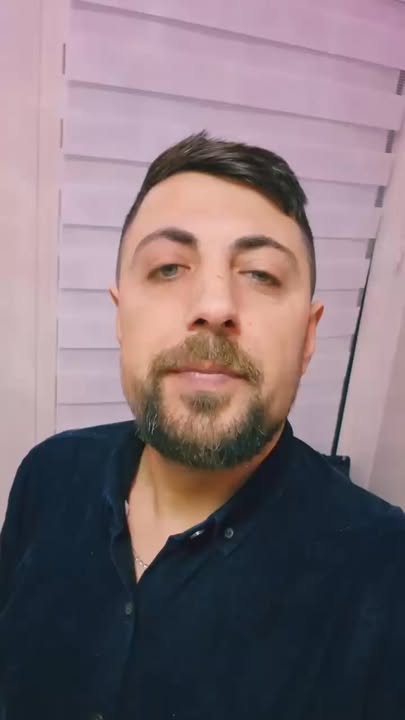 الحمد لله... التخلي عن فكر الغائط اوجلان مستمر والقافلة تزيد يوماً بعد يوم...

#عاشت_سورية #الجمهوري...