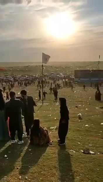 أسمع كلامك أصدقك أشوف فعايلك أستعجب!
يصدعون رؤوسنا عن الحضارة الزاگروسية والامبراطوريات الفانتازية و...